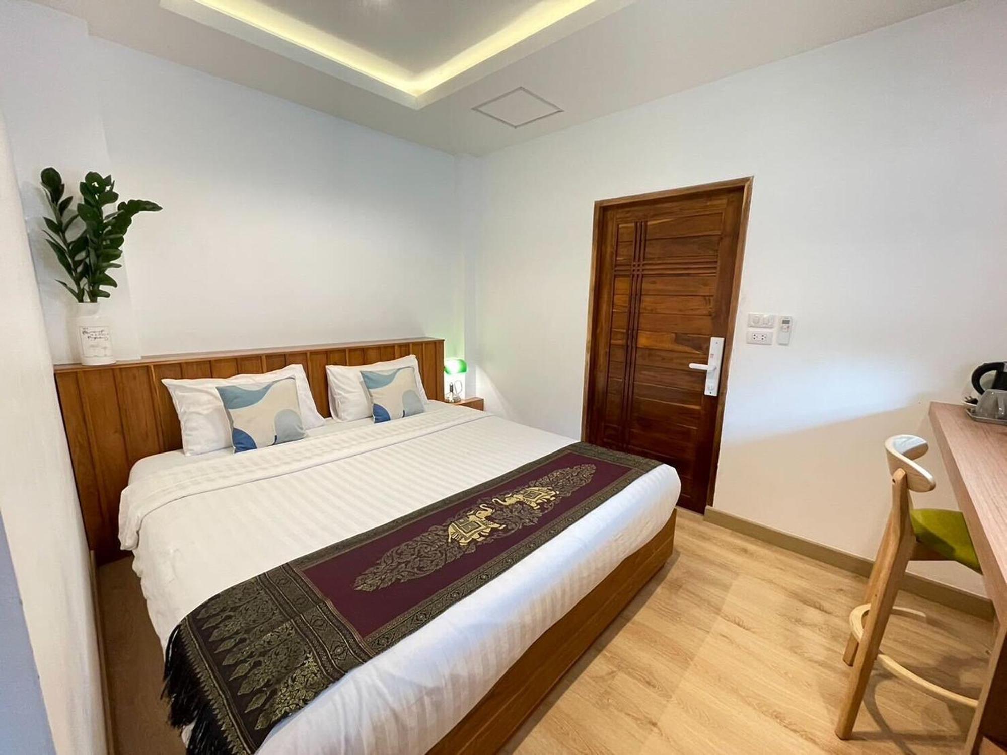 Ashi Poshtel Hostel *