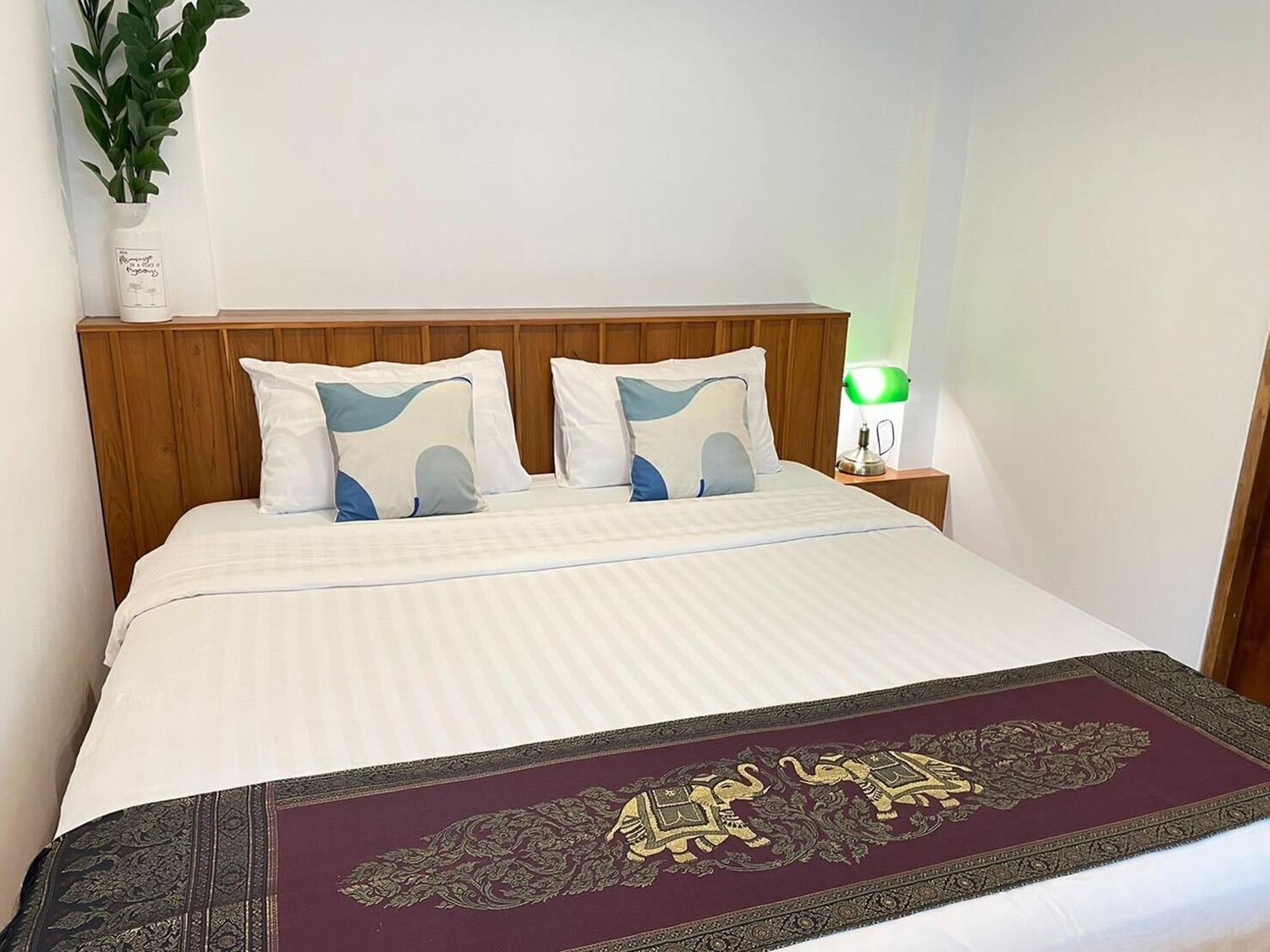 Ashi Poshtel Hostel