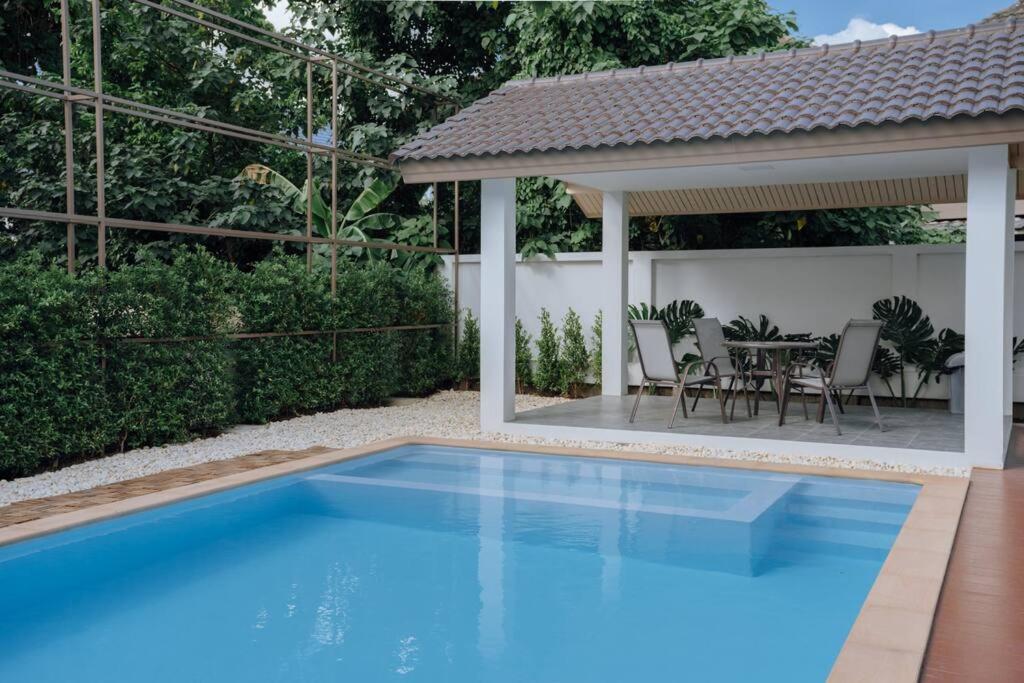 Ma-umi Pool 4 Bedrooms Villa *
