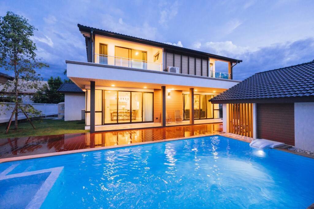 Ma-umi Pool 4 Bedrooms Villa *