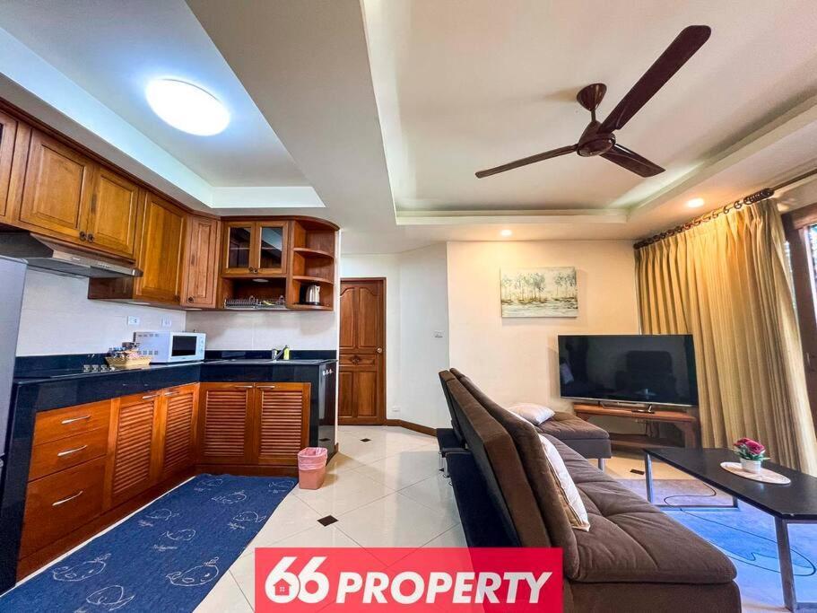 Spacious 2 Bedroom Near Train Station - 10 Min To Old Apartment *