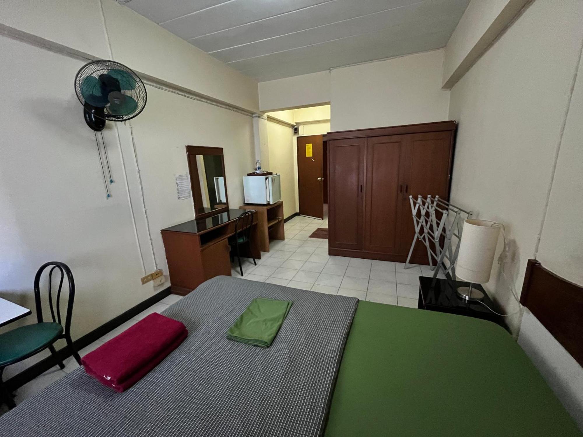 Hotel Rcn Court & Chiang Mai
