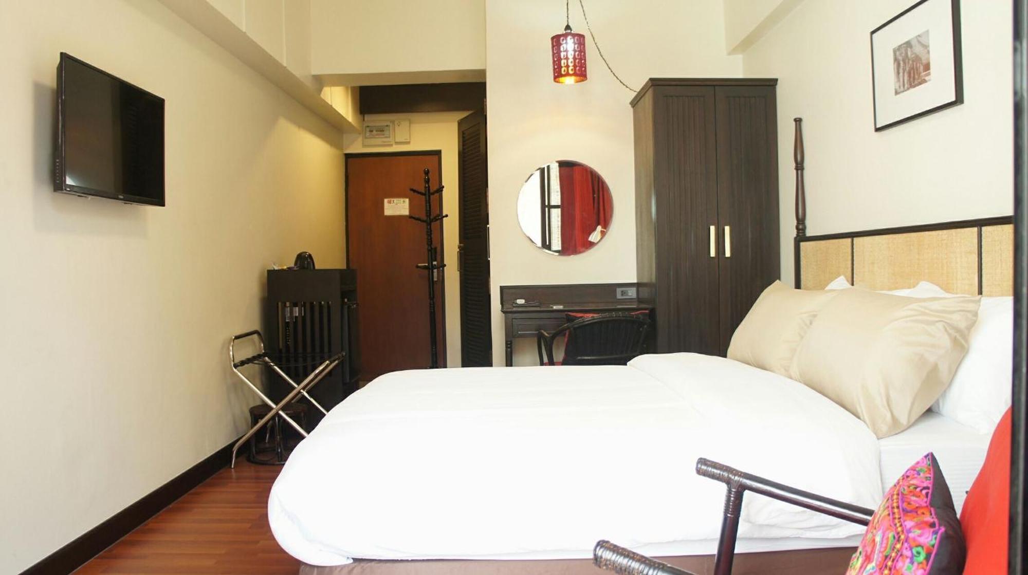 Hotel Rcn Court &