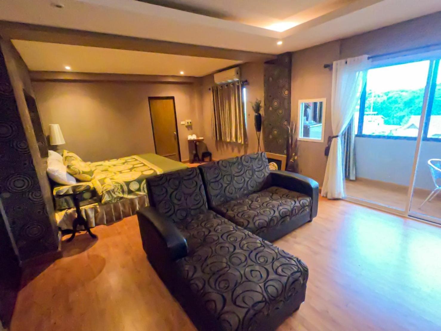 Inspire House 3*