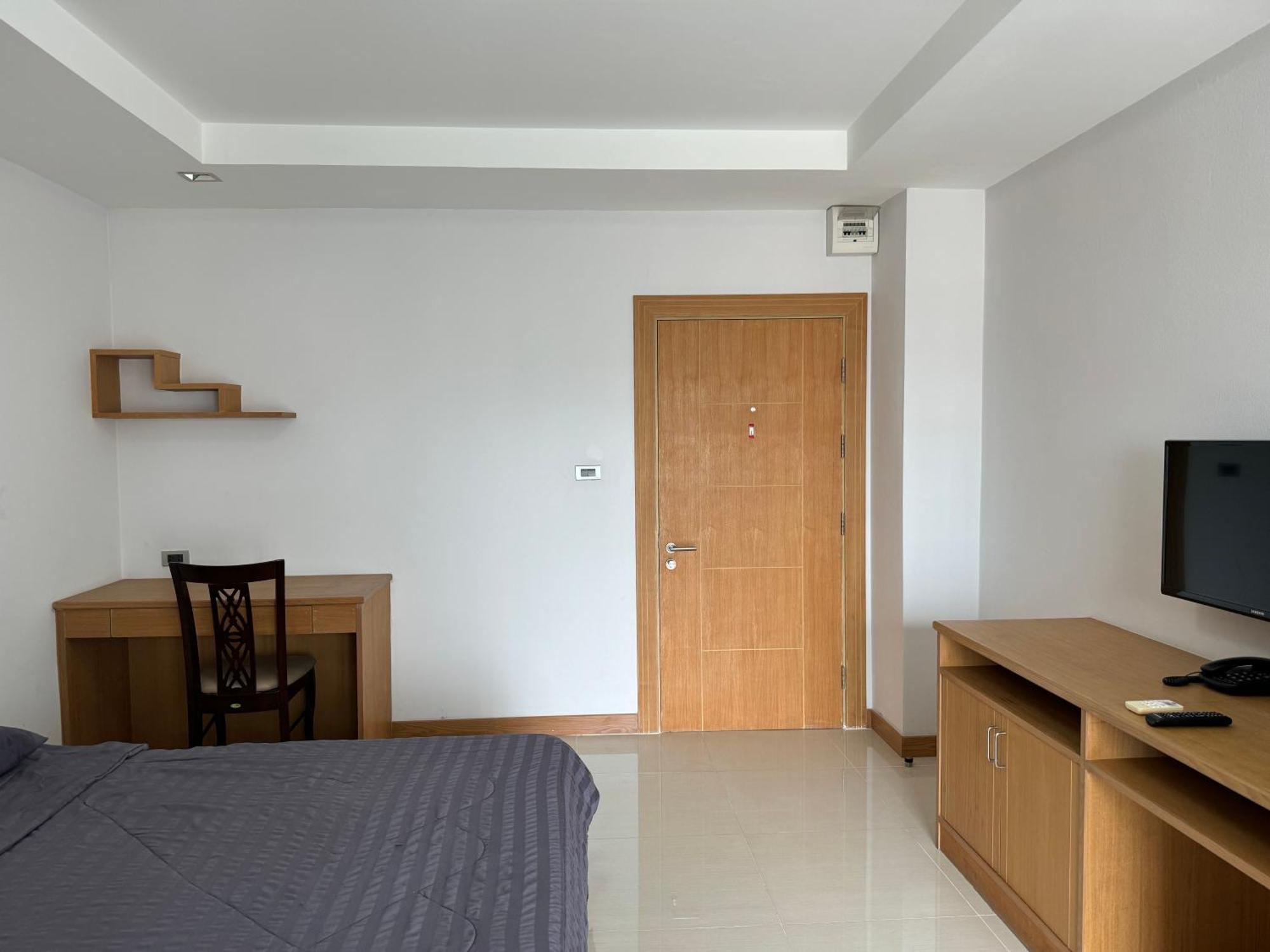 Apartment Santithum *