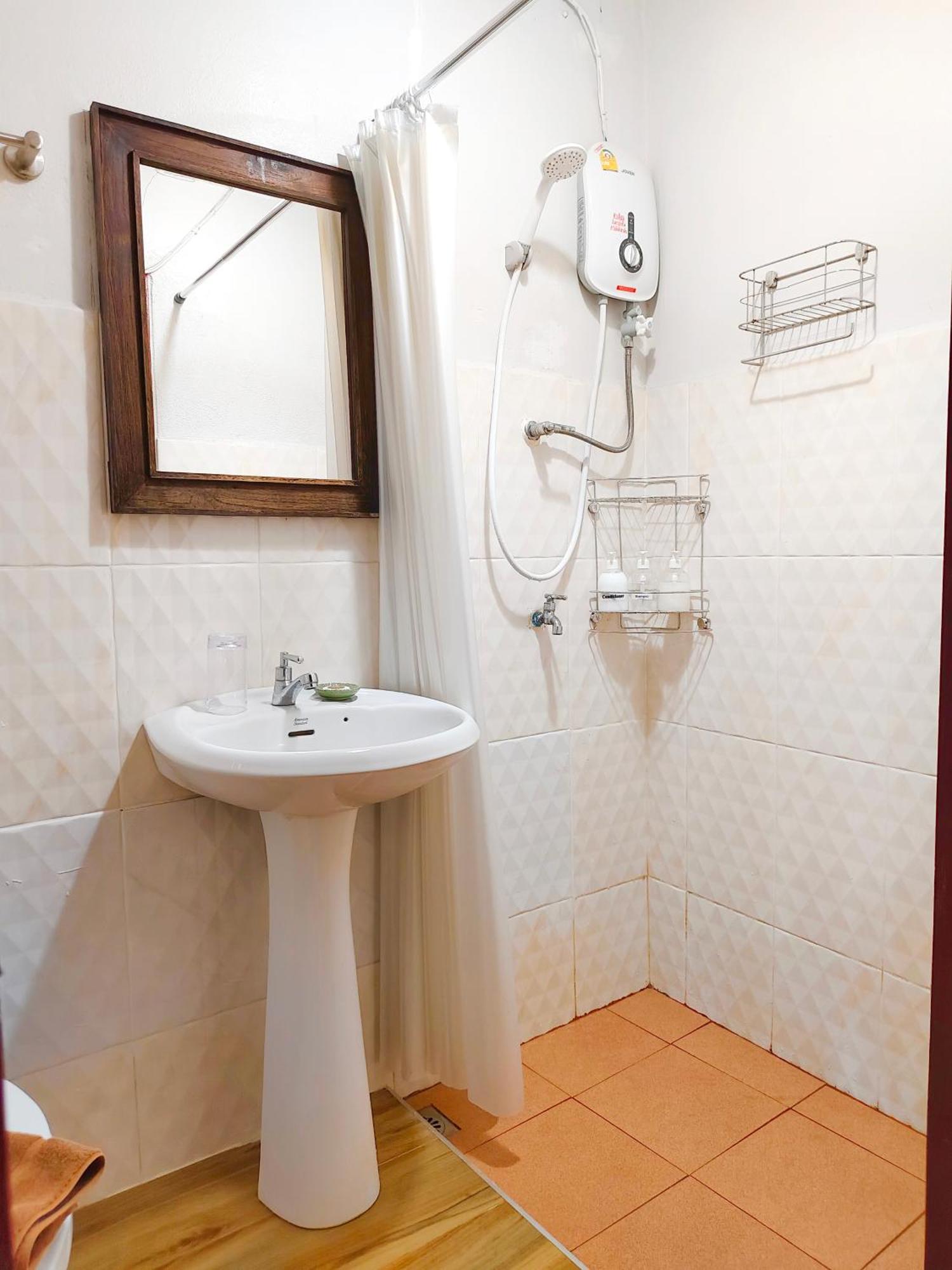Aphilapa House Holiday home