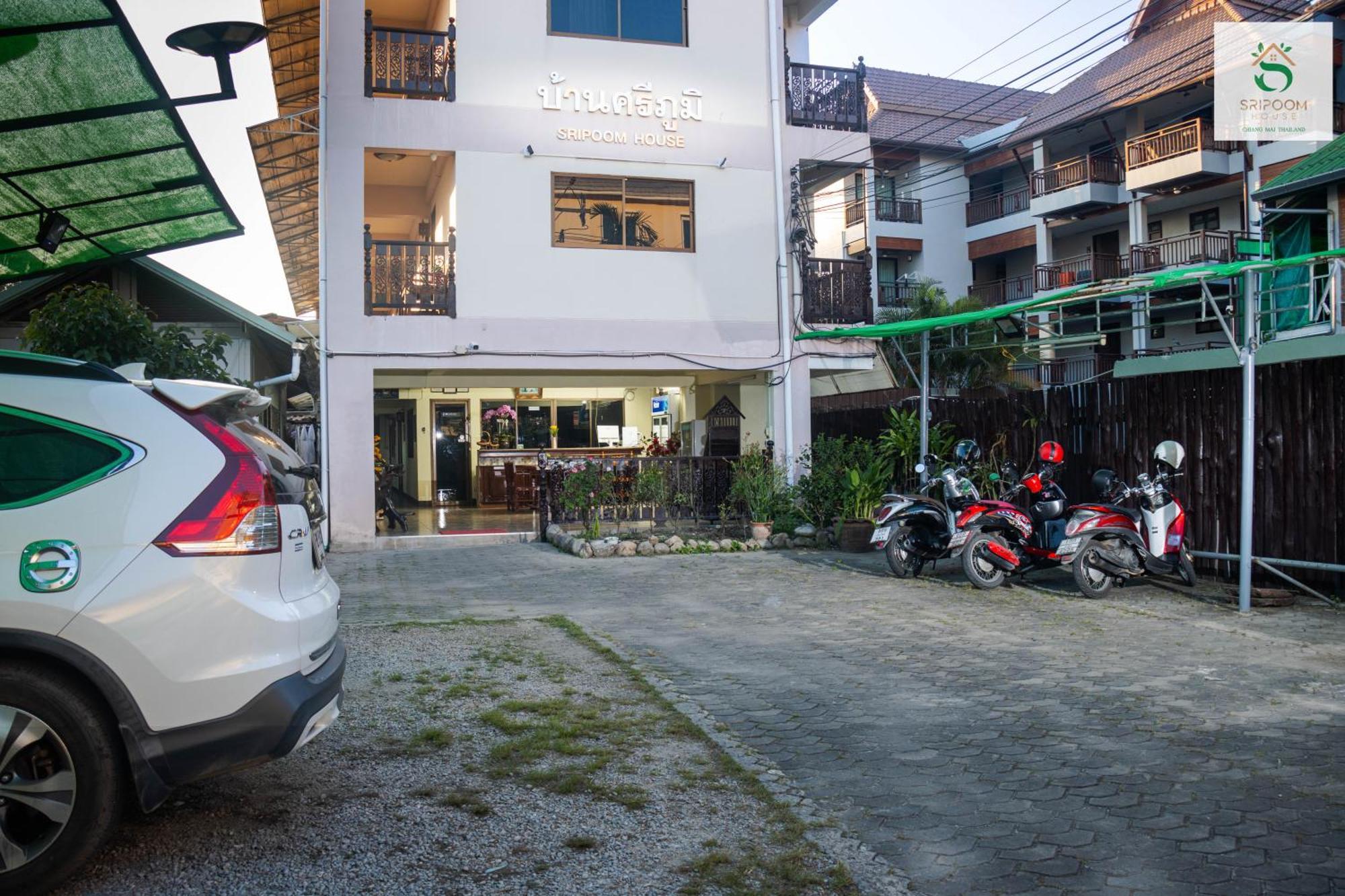 Hotel Sripoom House 1 3*