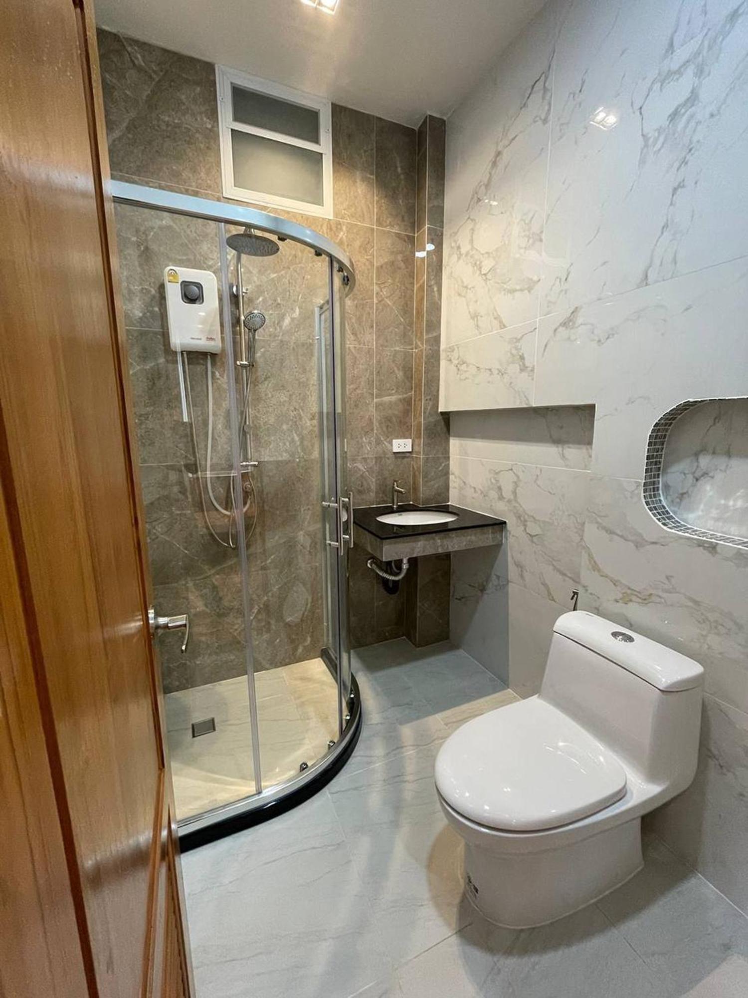 Ashi Poshtel Chiang Mai