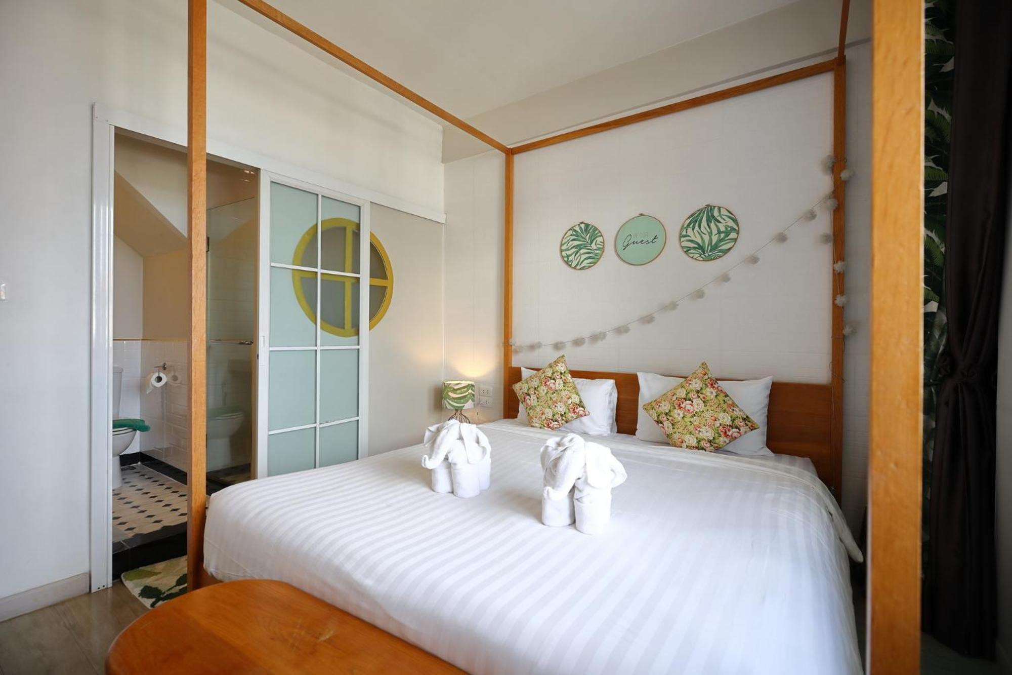 Poshtel Haven