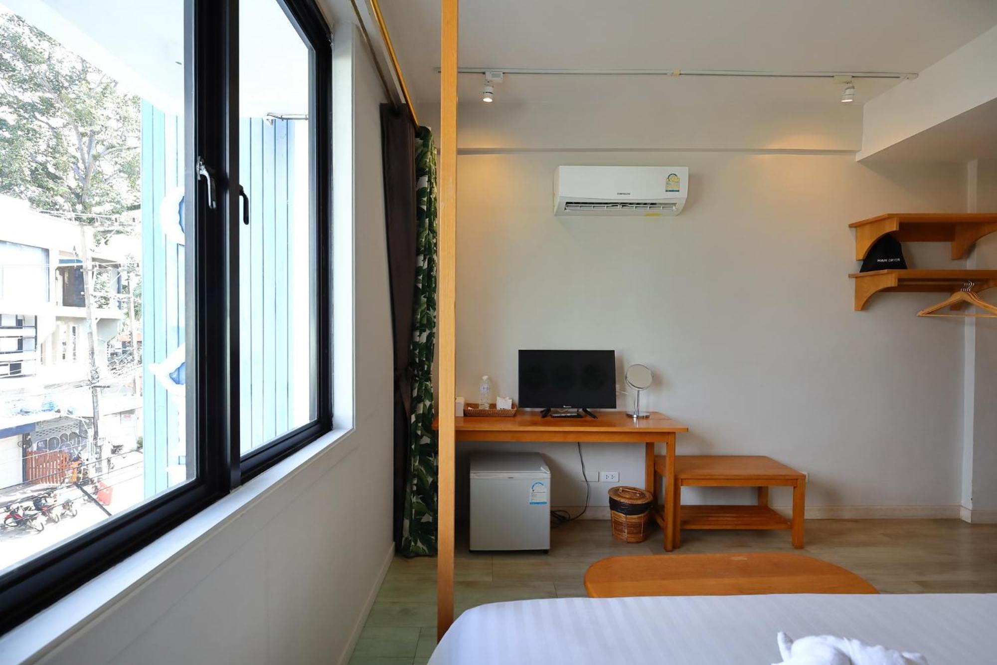 Poshtel Haven