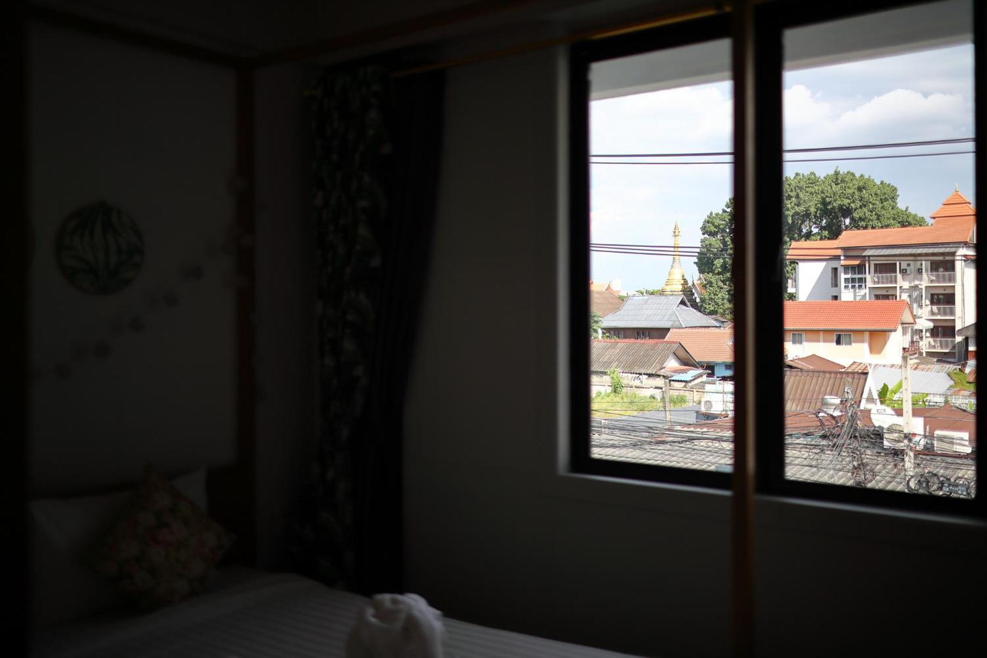 Poshtel Haven
