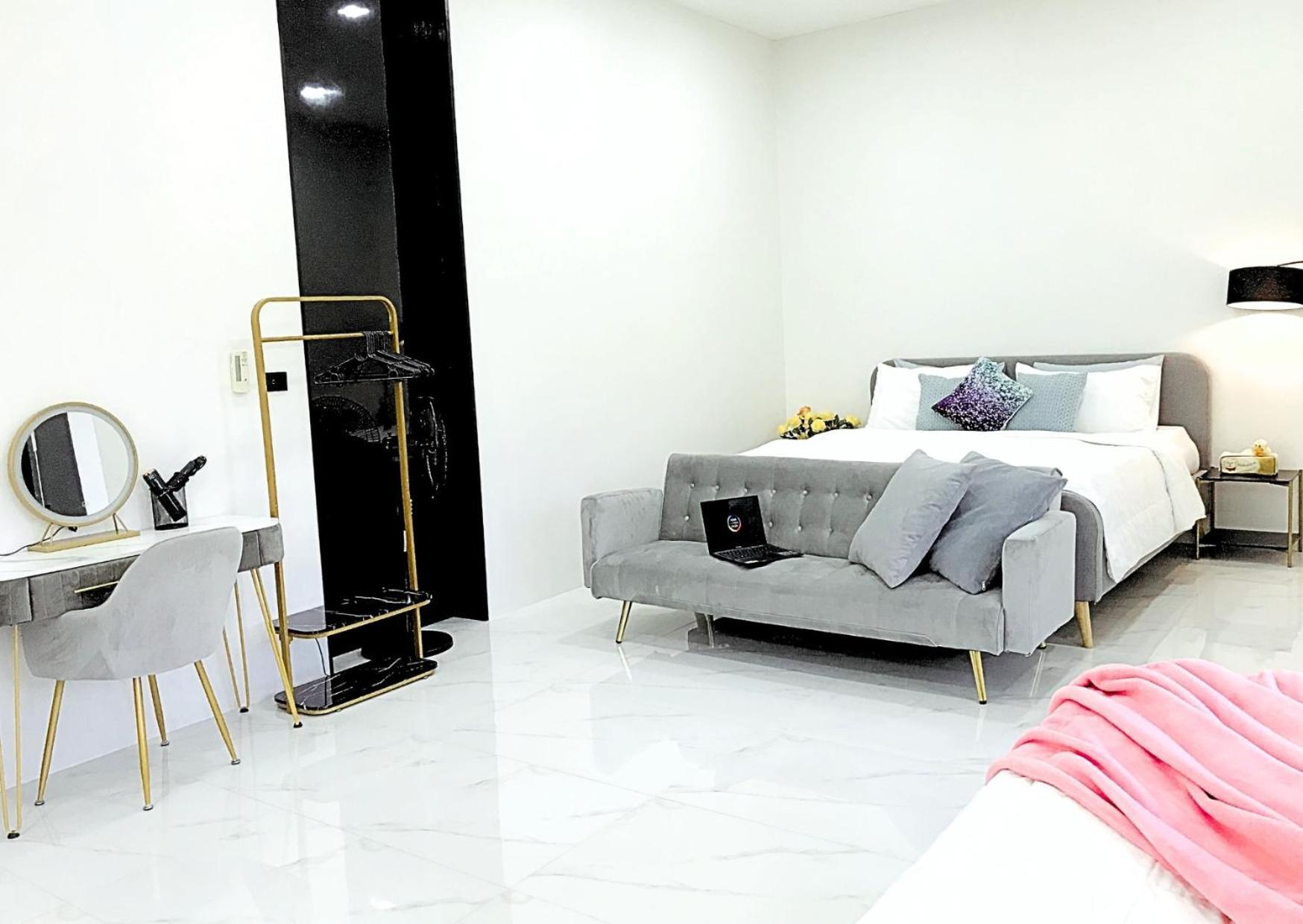 Meethan House *