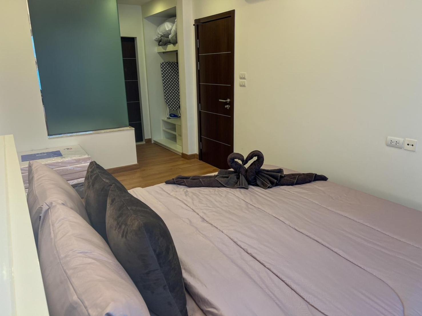 Apartment The Astra Luxury In Town *