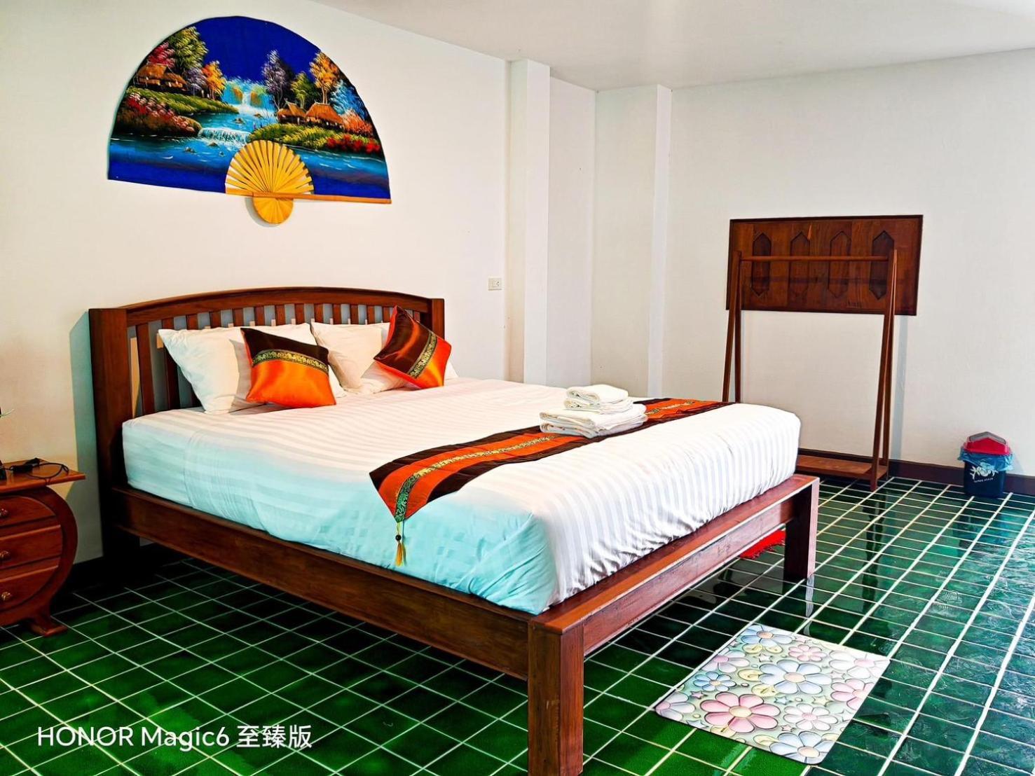 Baan Khlong Mae Kha Chiang Mai