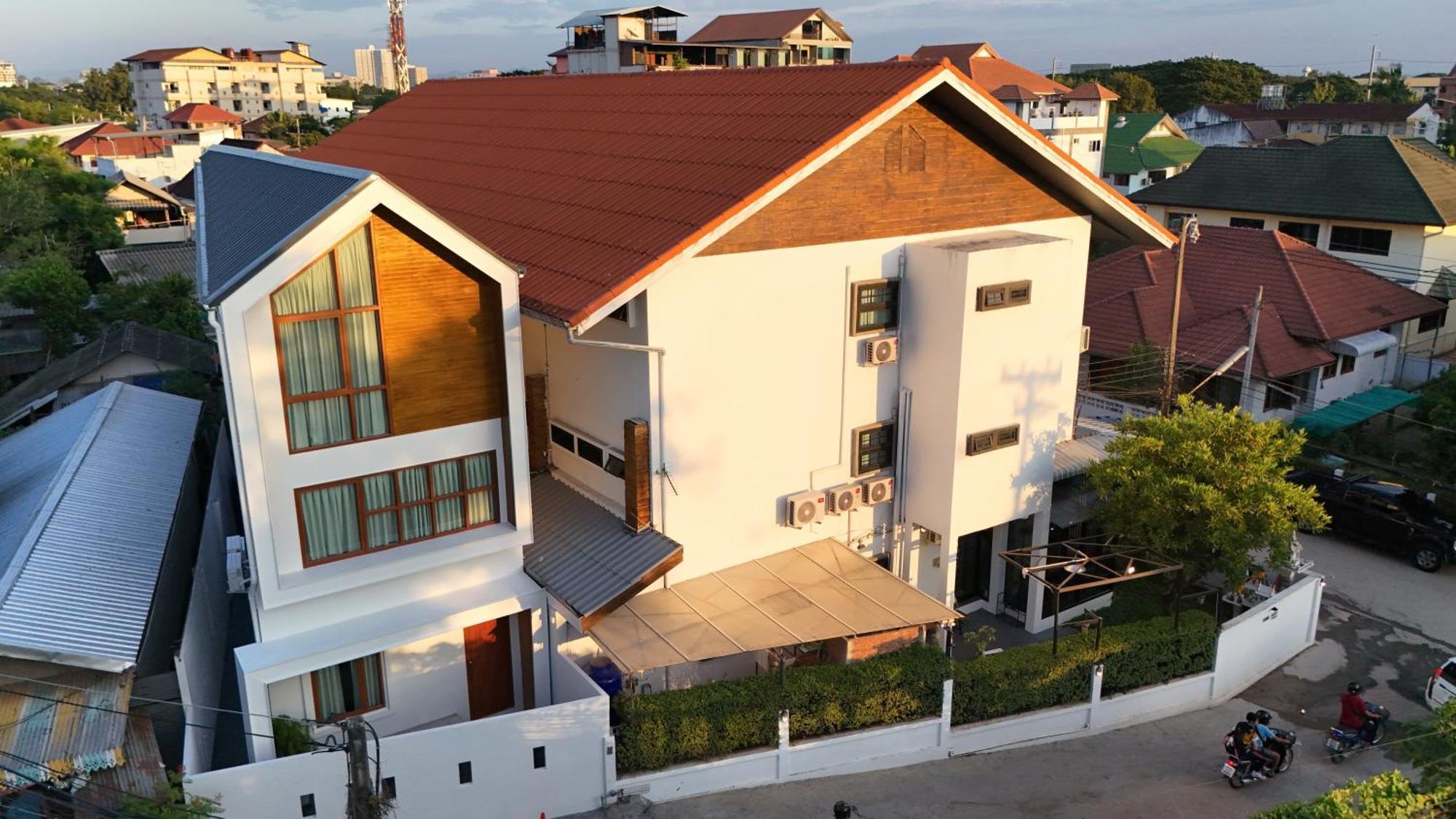 Tanwa Hotel Chiang Mai