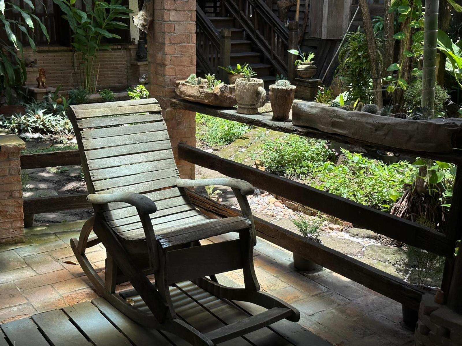 Cozy Nest Cnx Hostel *