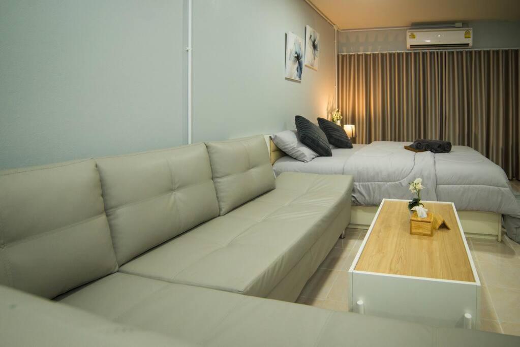 Cozy In Nimman Heart At Doorstep *
