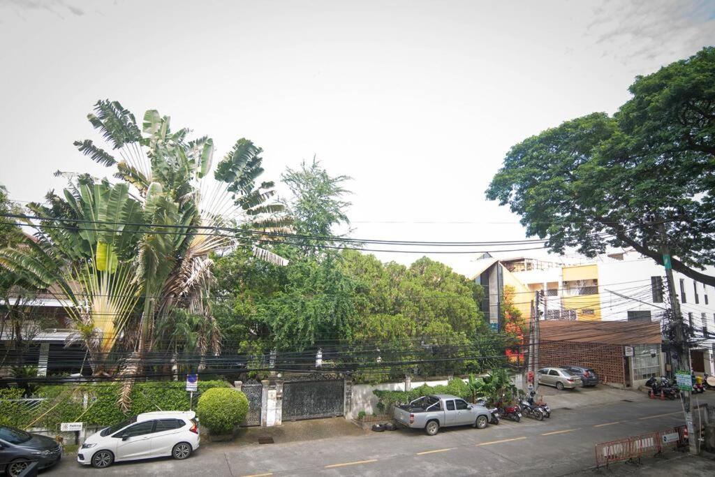 Cozy In Nimman Heart At Doorstep * Chiang Mai