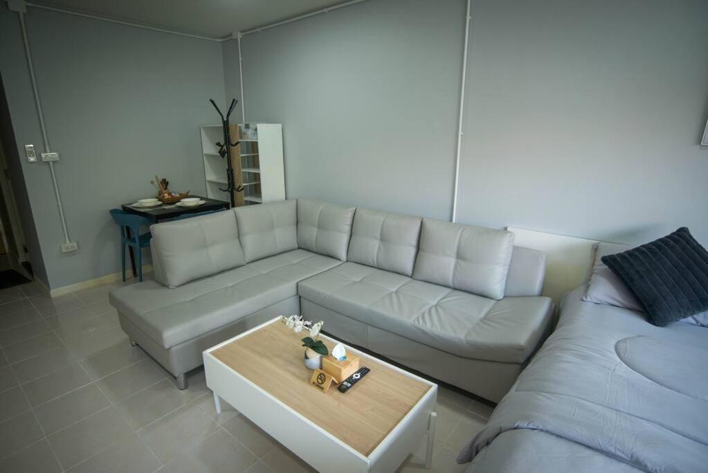 Cozy In Nimman Heart At Doorstep