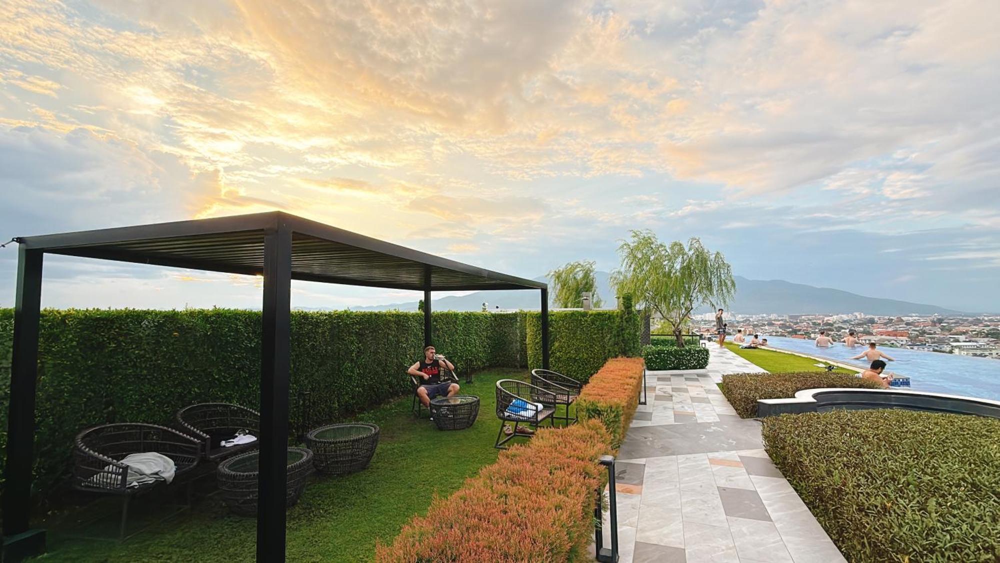 New Luxury Pool Gym Astra Sky River 3br Apartment Chiang Mai