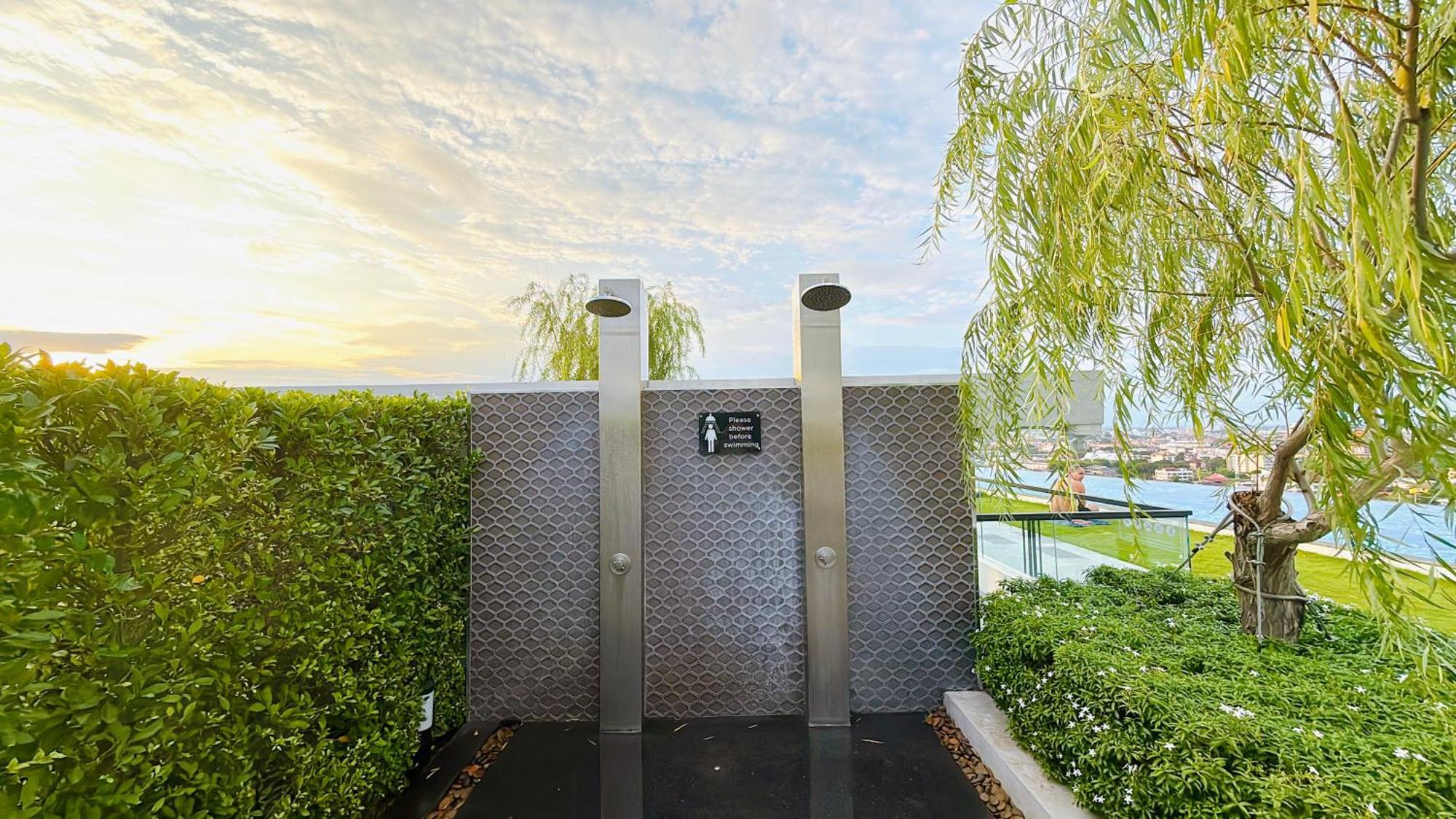 New Luxury Pool Gym Astra Sky River 3br Chiang Mai