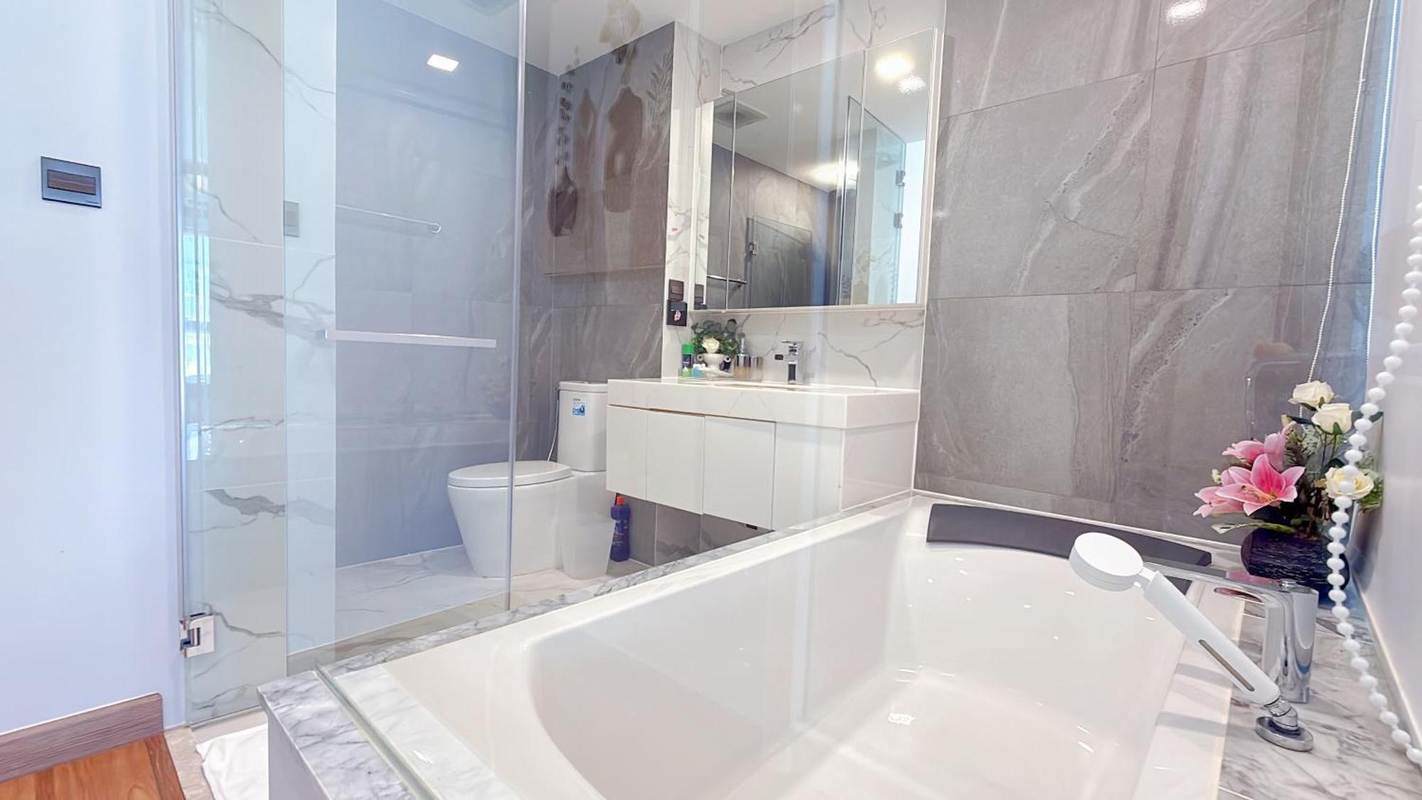 New Luxury Pool Gym Astra Sky River 3br * Chiang Mai