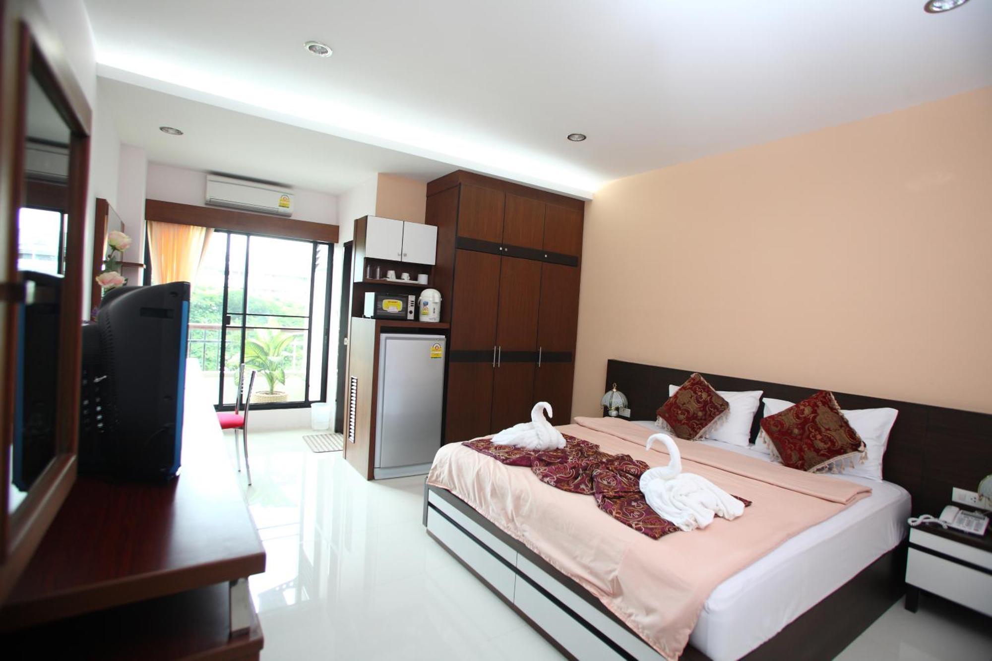 Pattara Place Hotel 3*