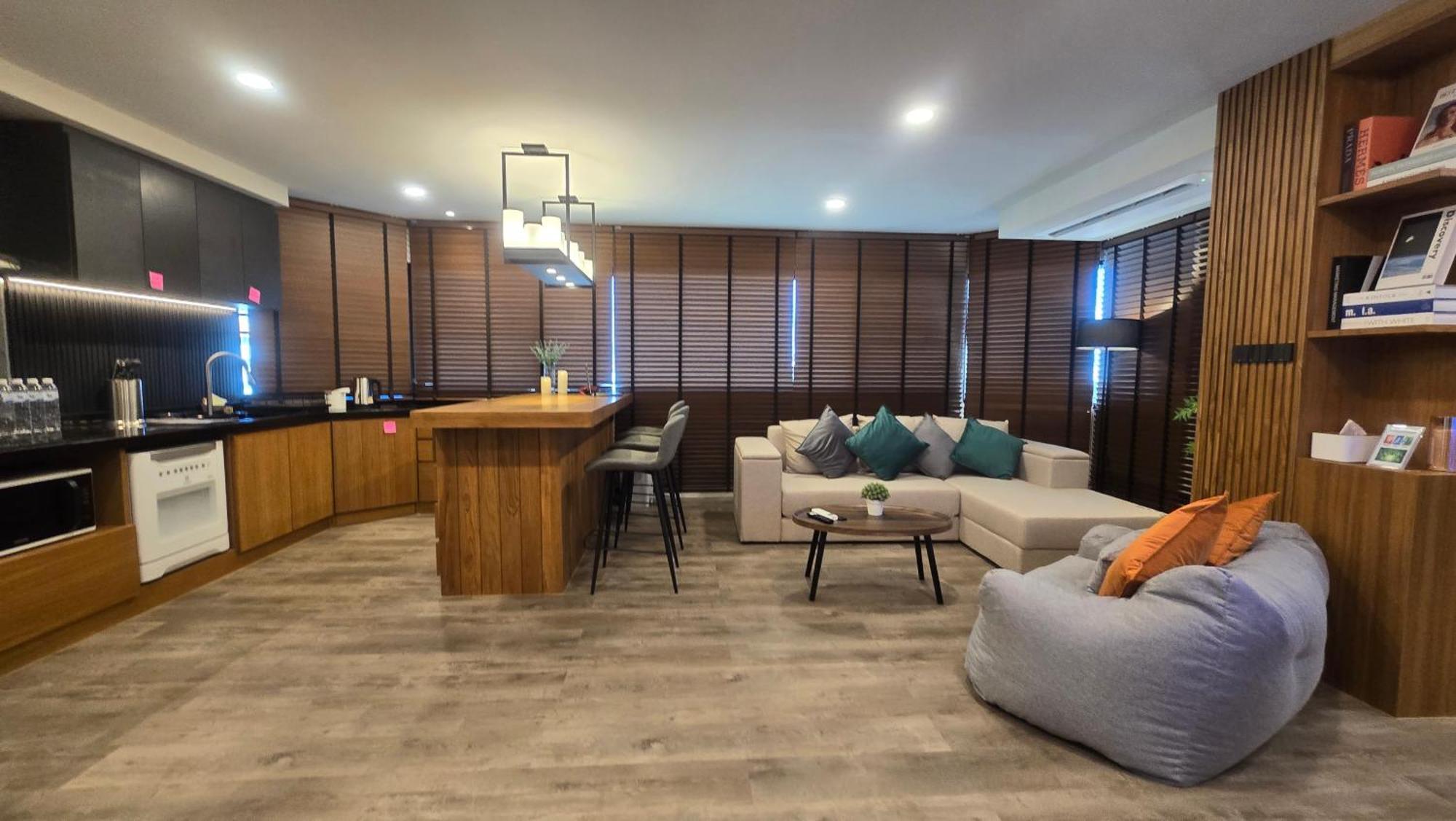 Armo Nimman 2 Apartment