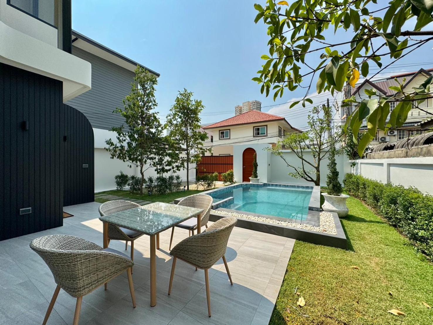 Sunset Rooftop Villa Chiang Mai