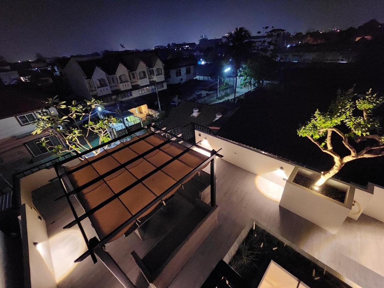 Villa Sunset Rooftop
