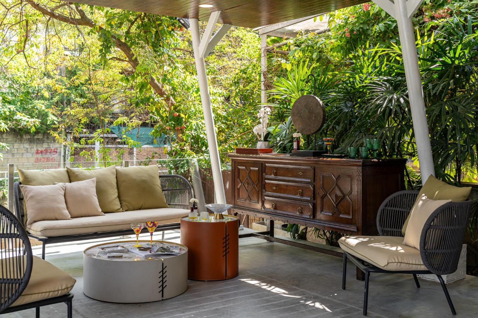 Cleopatra Pool Prime Location * Chiang Mai
