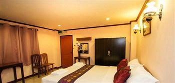 Hotel Puwanon Place