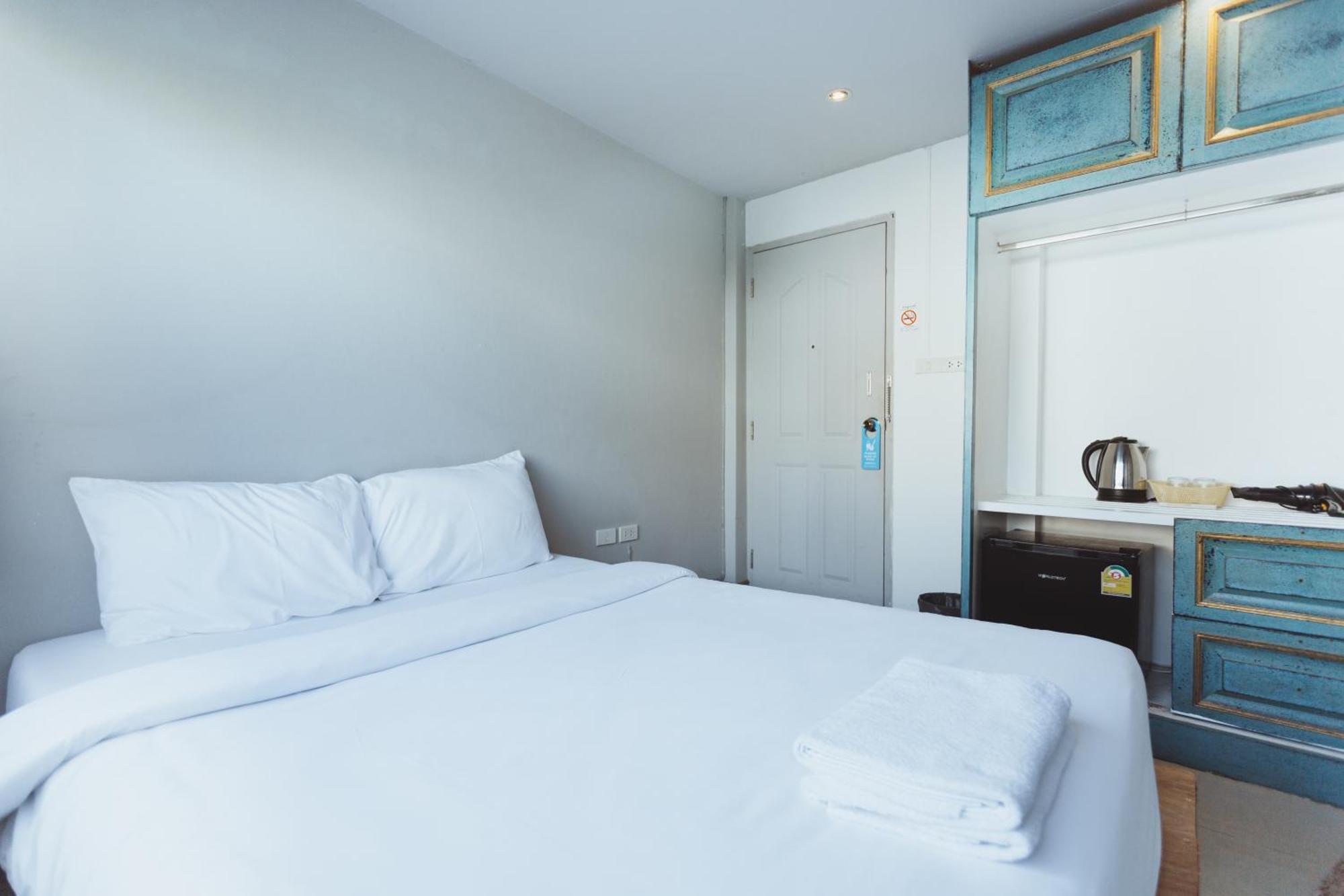 Mitr V Nimman Apartment *