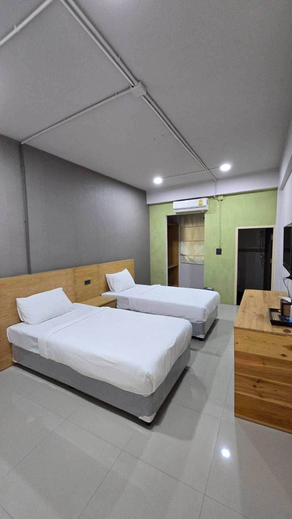 Hotel Jb 3*