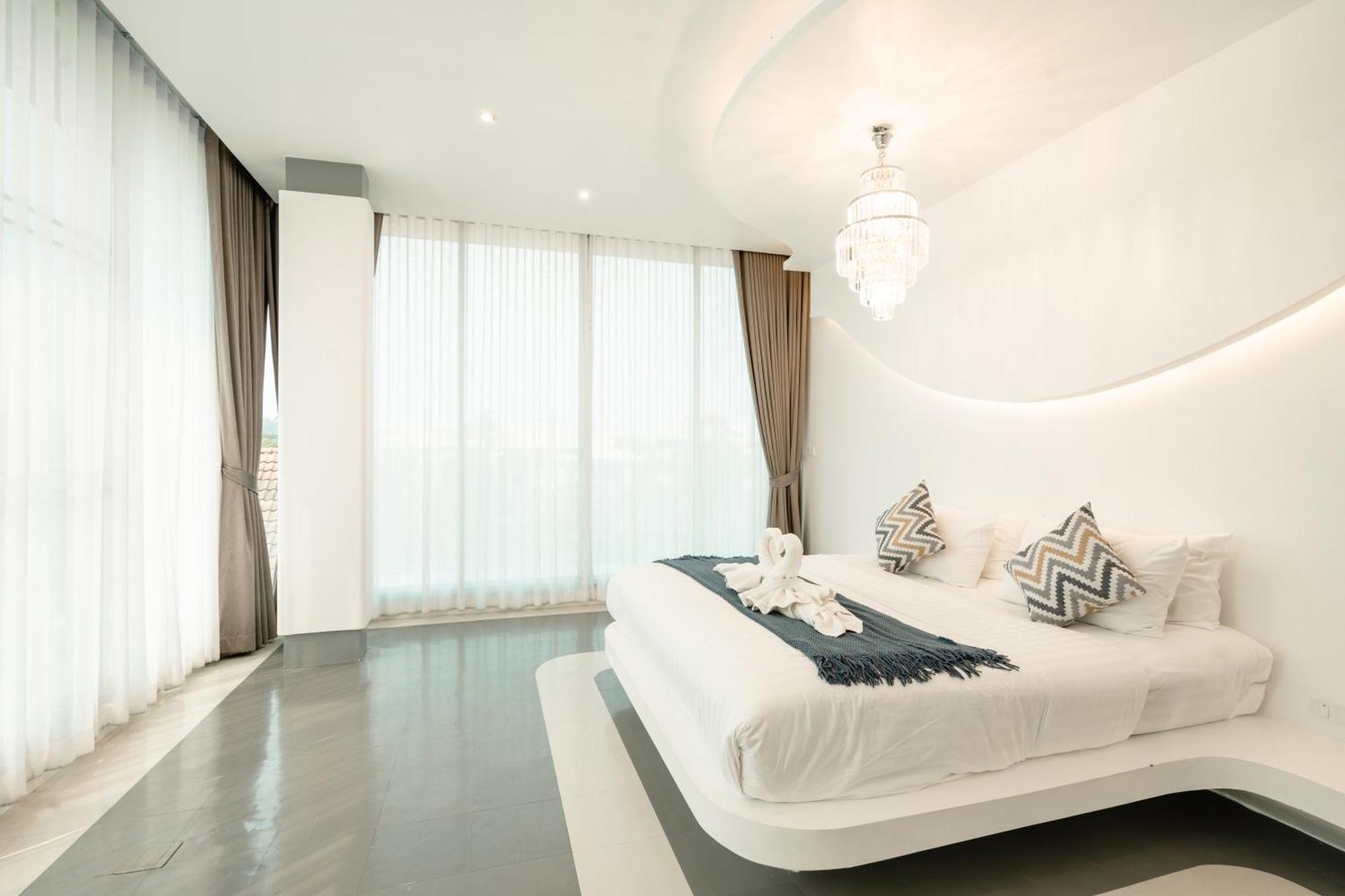Charming Pool With Breathtaking View Chiang Mai