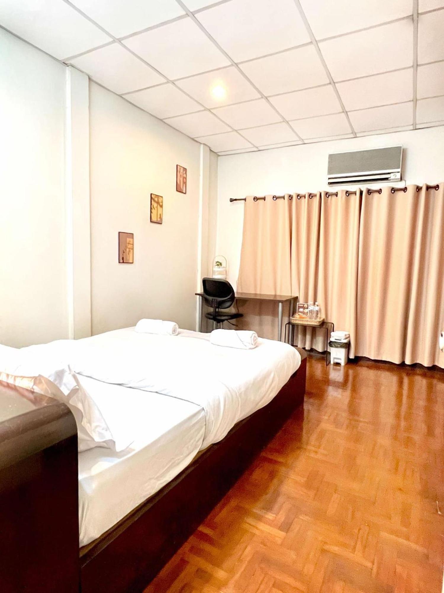 Chubby House Homestay Chiang Mai