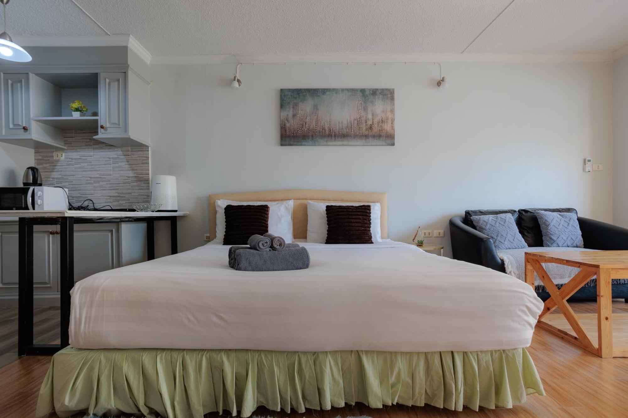 Comfy Conner Near Nimman Rd * Chiang Mai