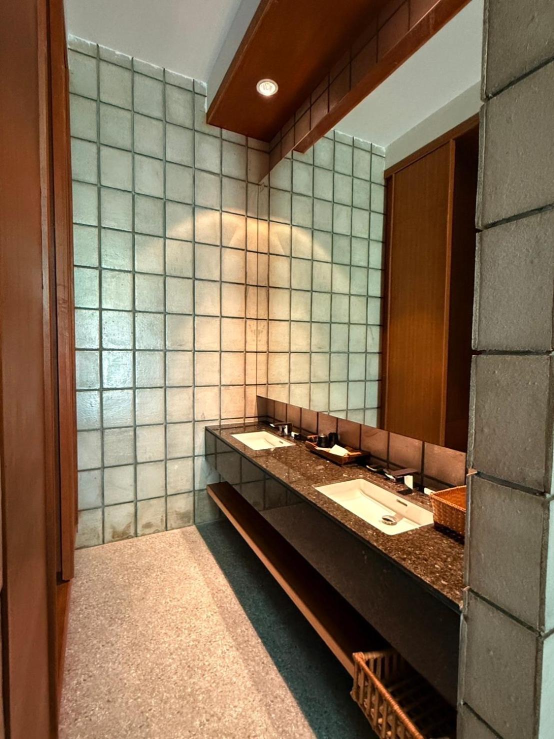 Aleela Hotel 5*