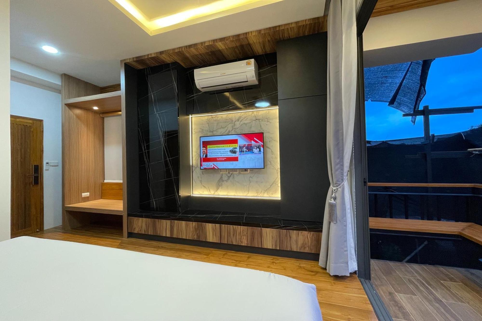 Ashi Poshtel Chiang Mai
