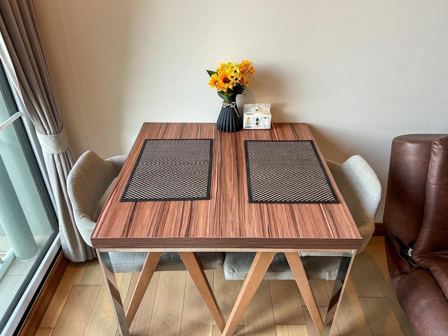 The Astra Luxury In Town Apartment