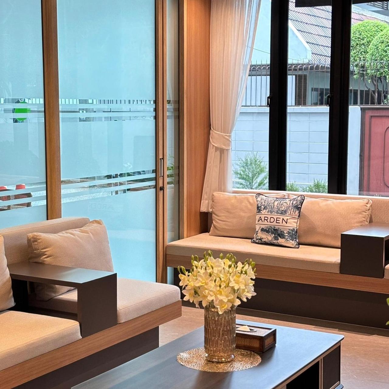 Hotel Patra Phrasing Boutique