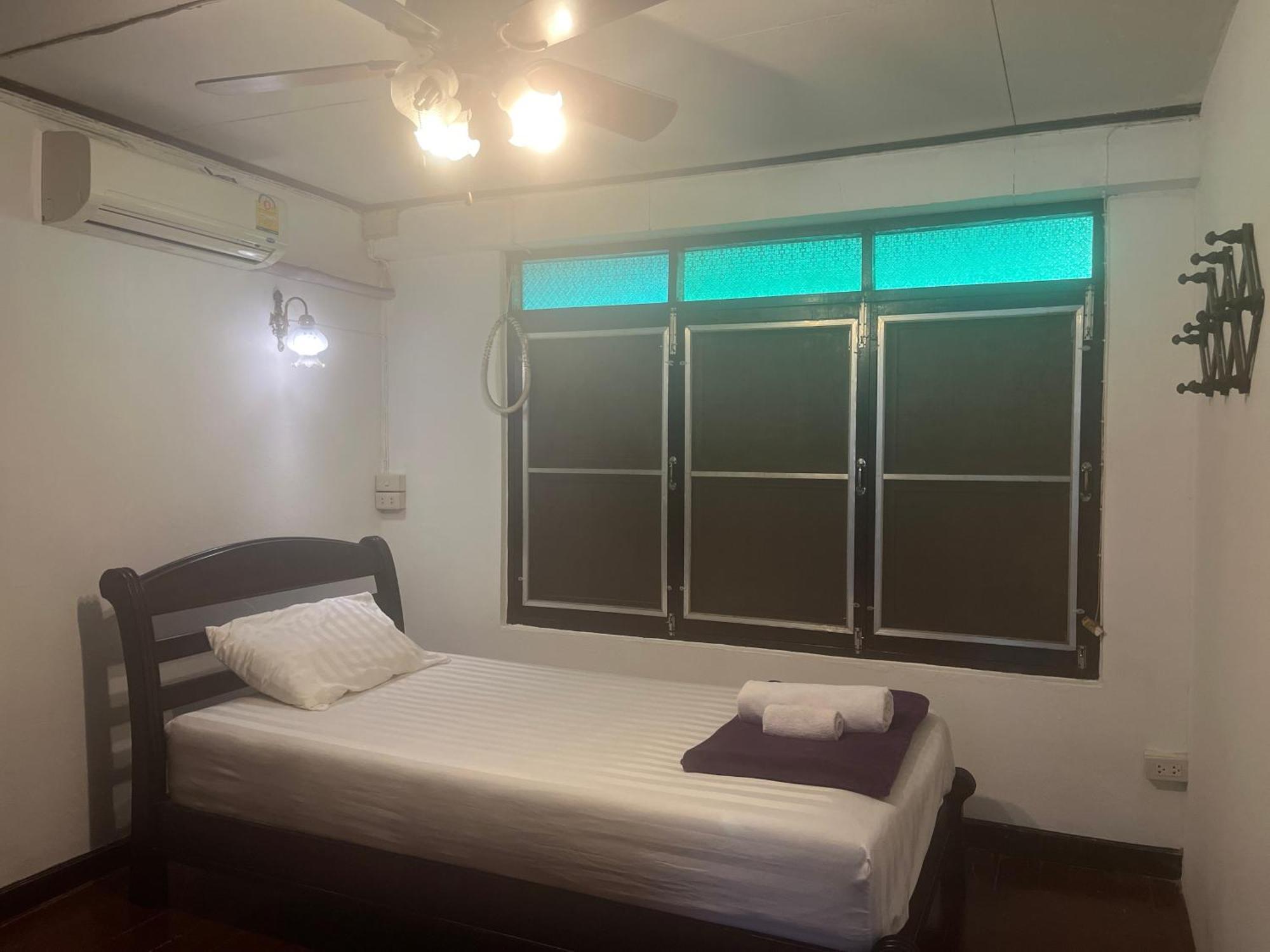 Tata Homestay *