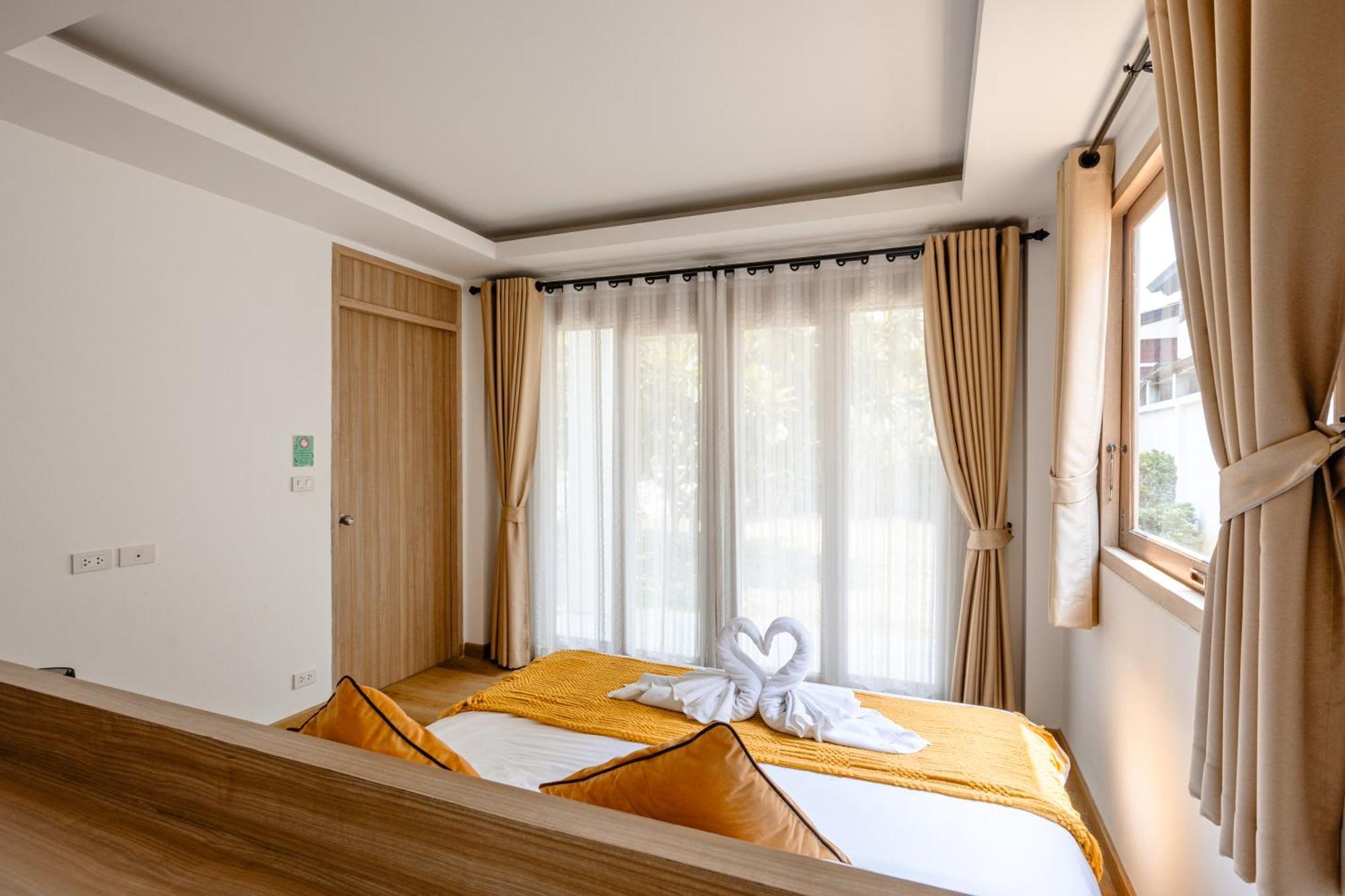 Villa 5br Poolvilla On The Old Moat ⁜best Location⁜ Chiang Mai