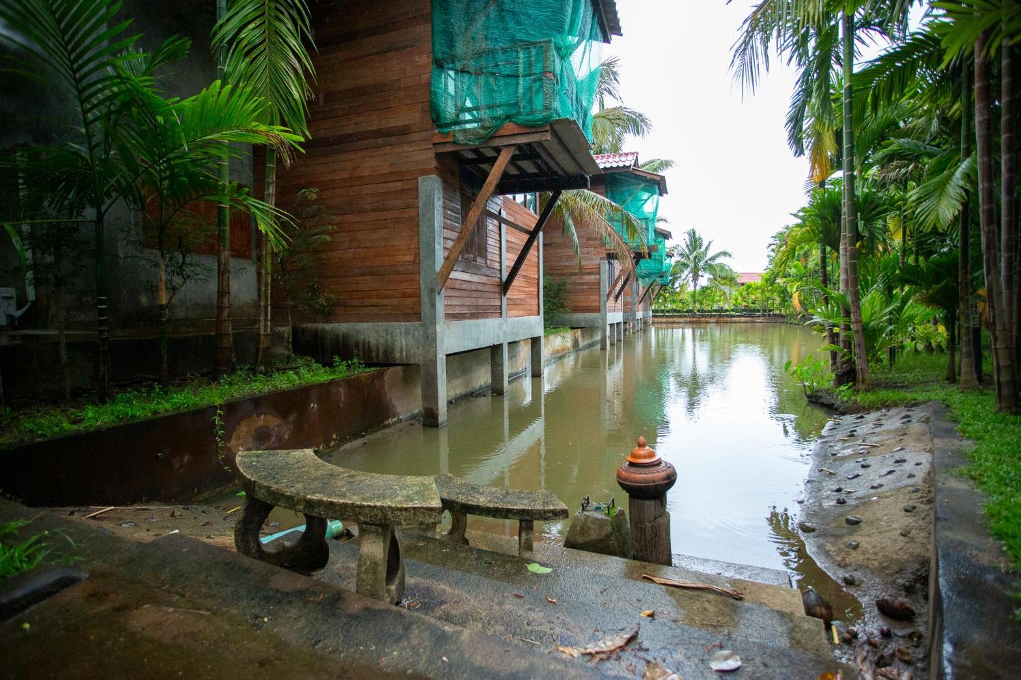 Resort Phanumas *