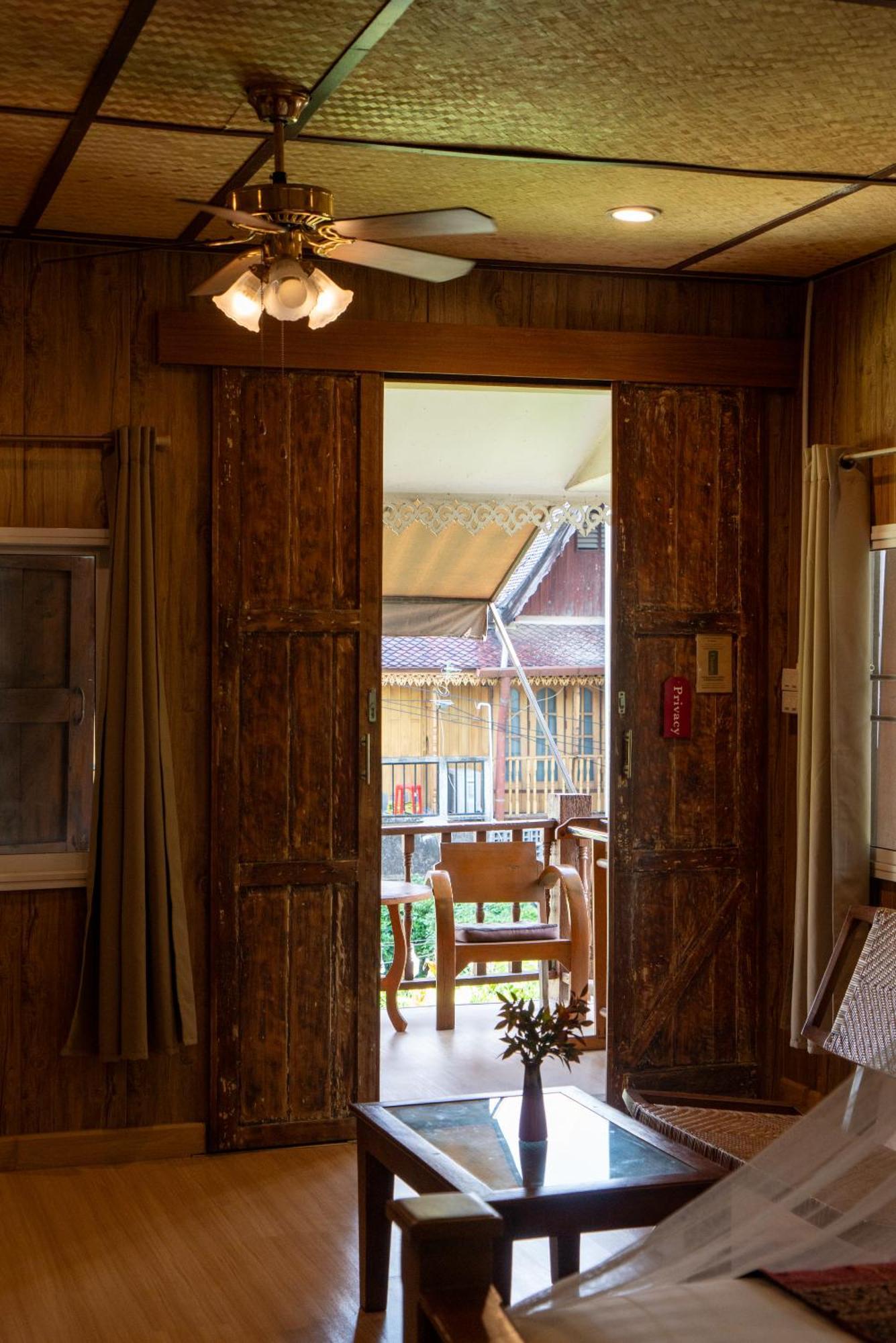 Buri Gallery House Resort 3*