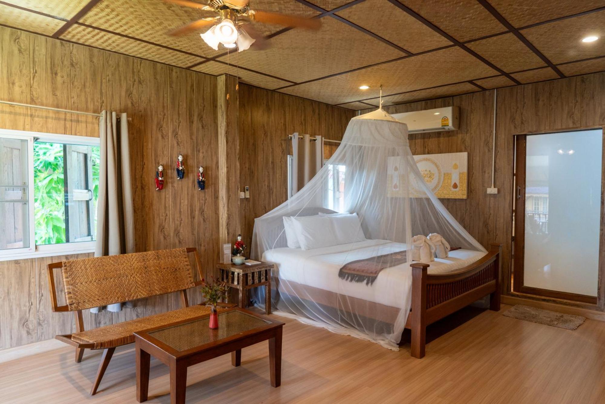 Buri Gallery House Resort 3*