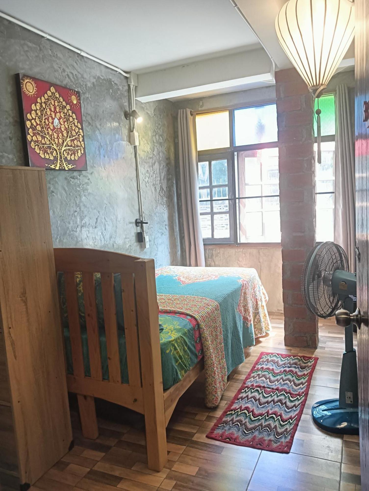 Huen Chiang Man (adults Only) *