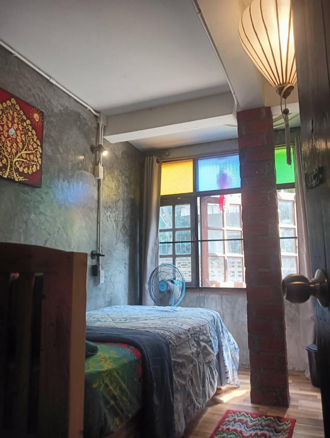 Baan Hostel *
