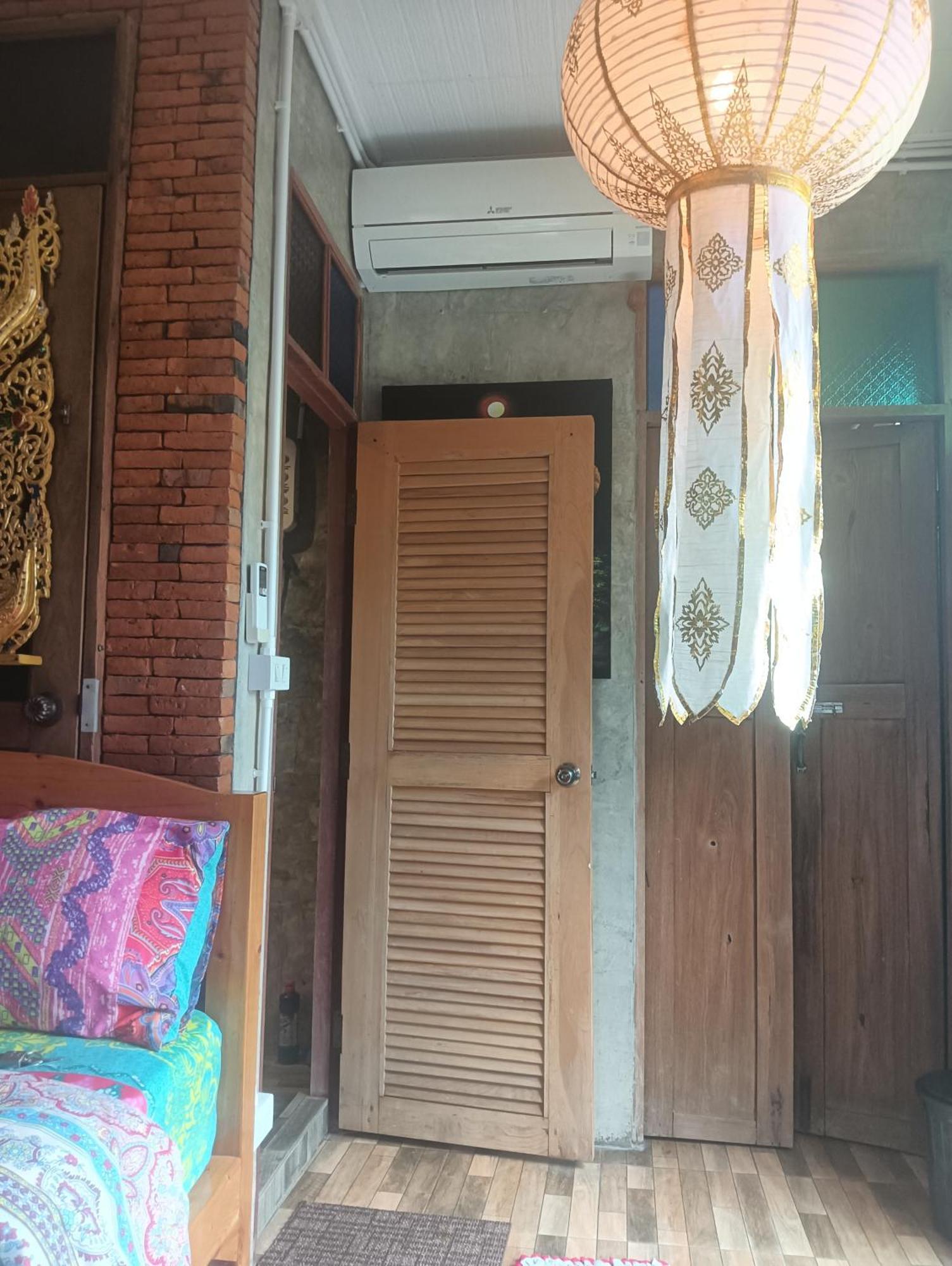 Huen Chiang Man (adults Only) Hostel