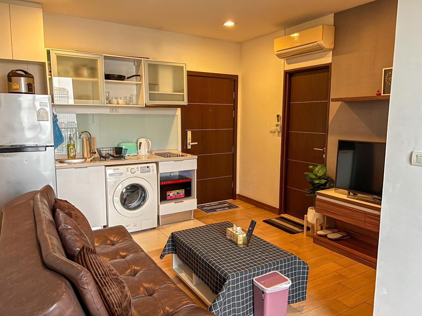 The Astra Luxury In Town Apartment *